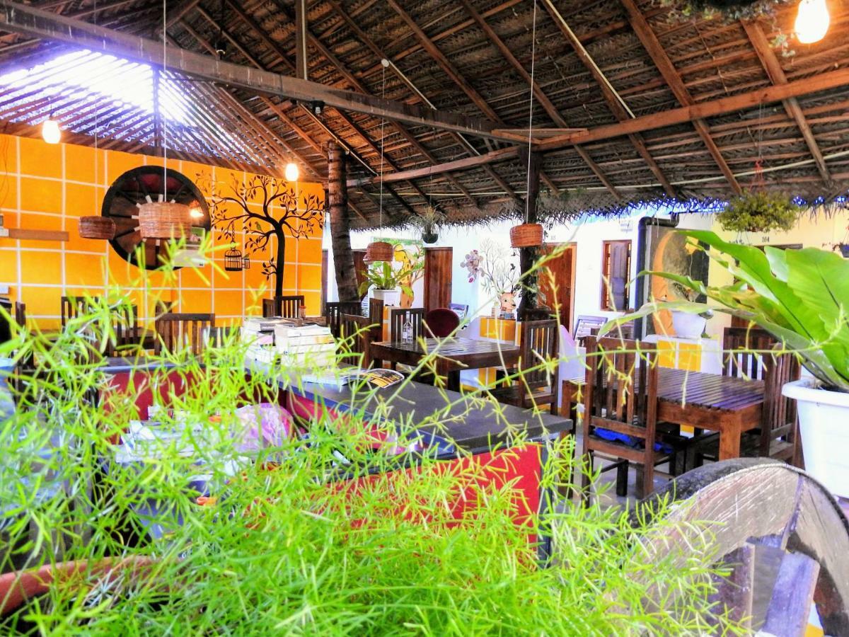 Cresent Bay Beach Hotel Arugam Bay Esterno foto